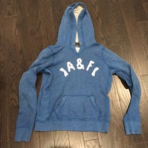 Abercrombie & Fitch Sweater